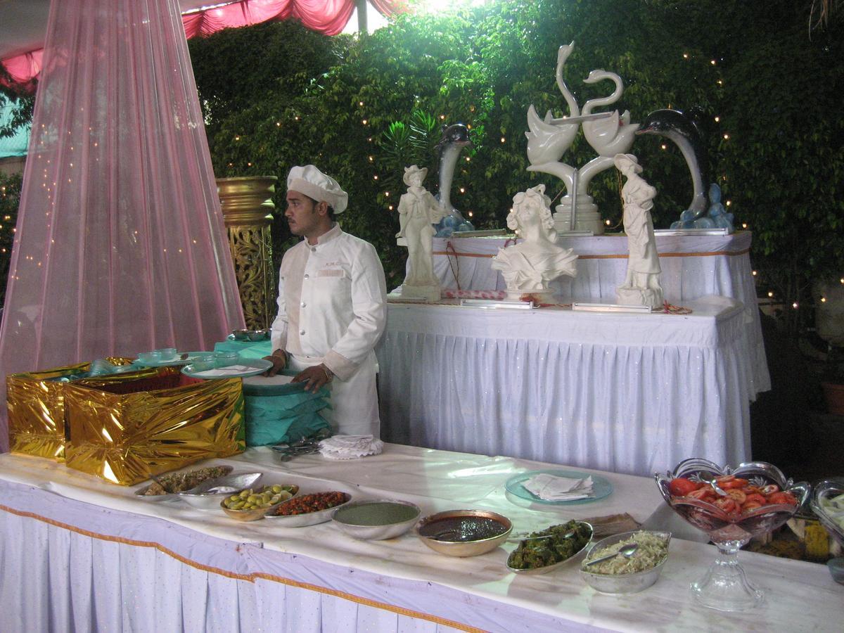Hotel Ayodhya Kolhapur Eksteriør bilde