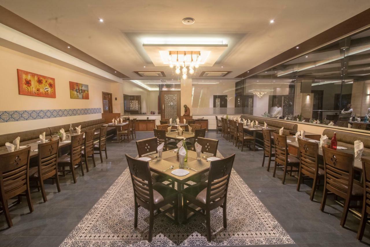 Hotel Ayodhya Kolhapur Eksteriør bilde