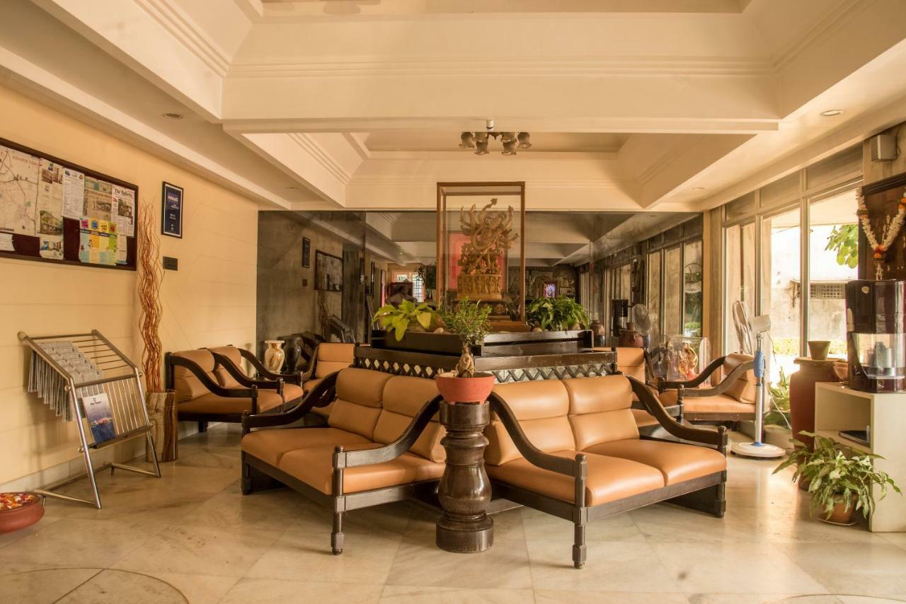 Hotel Ayodhya Kolhapur Eksteriør bilde