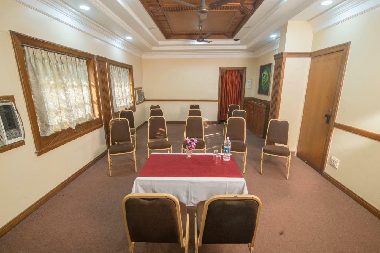 Hotel Ayodhya Kolhapur Eksteriør bilde
