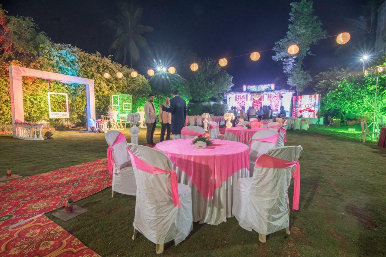Hotel Ayodhya Kolhapur Eksteriør bilde